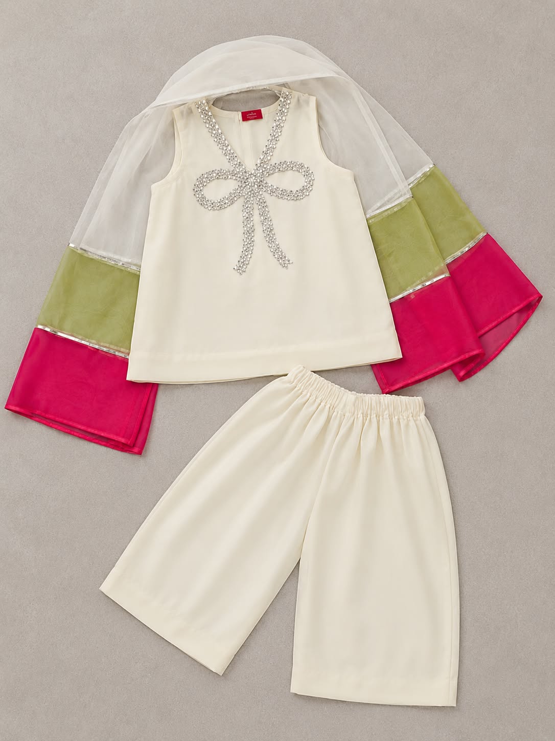 Baby girls white dress with sequence Bow neck 3 peice dress